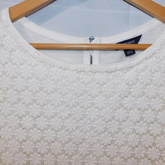 Lands  End Womens 10-12 Crochet Overlay Top - Picture 3 of 11